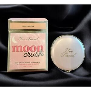 TOO FACED Moon Crush Out Of This World Highlighter .24 Oz SHOOTING STAR NIB